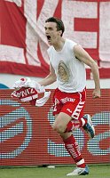 25.04.2004<br>Austria - GAK 1:3(0:1)<br>BAZINA Mario bei seinem Jubellauf nach dem 1:0<br>32. Minute