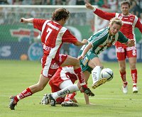 19.09.2004<br>Rapid - GAK/2:1 (1:0)<br>KIENAST Roman (Rapid)<br>STANDFEST Joachim (GAK)<br>49. Minute