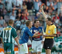 21.07.2004<br>Rapid - Tirol/4:1(2:1)<br>DOSEK Tomas (Rapid)<br>SCHROTT Andreas, H�RTNAGL Alfred (Wacker)<br>DRABEK Dietmar (Schiedsrichter)<br>Drabek zeigt Schrott die rote Karte<br>44. Minute