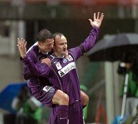 16.10.2004<br>Austria - Mattersburg/2:0 (2:0)<br>RUSHFELDT Sigurd jubelt �ber sein 1:0,<br>SIONKO Libor gratuliert<br>18. Minute