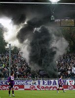 24.10.2004<br>Rapid - Austria/1:1 (0:0)<br>Rauchbombe<br><br>56. Minute