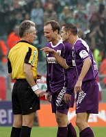 24.10.2004<br>Rapid - Austria/1:1 (0:0)<br>DOSPEL Ernst, RUSHFELDT Sigurd (Austria)<br>SOWA Wolfgang (Schiedsrichter)<br><br>75. Minute