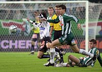 31.10.2004<br>Rapid - Sturm/2:0 (0:0)<br>GARICS Gyuri (Rapid)<br>ROCHAS Francisco (Sturm)<br>60. Minute