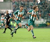 24.04.2005<br>Rapid - Pasching/2:1 (1:1)<br>HOFMANN Steffen, KATZER Markus<br>Jubel �ber das Siegestor<br>88. Minute