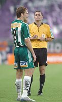 07.08.2004<br>Rapid - Salzburg/0:0<br>IVANSCHITZ Andreas (Rapid) erh�lt von<br>FALB Wolfgang (Schiri) die gelbe Karte wegen Foul<br>51. Minute