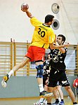 17.09.2011, Krems, Handball, Handball Liga Austria, <br>HLA,, UHK Krems - Bregenz,<br>LAZAREVIC Uros, GUENTHER Philipp<br><br><br>Copyright DIENER / Karl Zierlinger<br>Marktgasse 3-7 / 4 / 5 / 21<br>A-1090 Wien<br>Telefax +43 1 955 32 35<br>Mobil +43 676 629 98 51<br>BA-CA<br>Bank Nr. 12000<br>Account Nr. 00712 223 783<br>e-mail: agentur@diener.at<br>Datenbank: www.diener.at