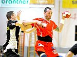 24.11.2011, Krems, Handball, Handball Liga Austria, HLA, UHK Krems, Fivers WAT Margareten, <br>KIRVELIAVICIUS Romas, LAZAREVIC Uros,<br><br><br>Copyright DIENER / Zierlinger Karl<br>Marktgasse 3-7 / 4 / 5 / 21<br>A-1090 Wien<br>Telefax +43 1 955 32 35<br>Mobil +43 676 629 98 51<br>BA-CA<br>Bank Nr. 12000<br>Account Nr. 00712 223 783<br>e-mail: agentur@diener.at<br>Datenbank: www.diener.at