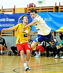 16.12.2011, Krems, Handball, Handball Liga Austria, HLA, UHK Krems, HC Hard<br>VISY Norbert, RASCHLE Luca<br><br><br>Copyright DIENER / Zierlinger Karl<br>Marktgasse 3-7 / 4 / 5 / 21<br>A-1090 Wien<br>Telefax +43 1 955 32 35<br>Mobil +43 676 629 98 51<br>BA-CA<br>Bank Nr. 12000<br>Account Nr. 00712 223 783<br>e-mail: agentur@diener.at<br>Datenbank: www.diener.at