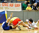 16.12.2011, Krems, Handball, Handball Liga Austria, HLA, UHK Krems, HC Hard<br>SCHMID Dominik, VISY Norbert, TANASKOVIC Marko<br><br><br>Copyright DIENER / Zierlinger Karl<br>Marktgasse 3-7 / 4 / 5 / 21<br>A-1090 Wien<br>Telefax +43 1 955 32 35<br>Mobil +43 676 629 98 51<br>BA-CA<br>Bank Nr. 12000<br>Account Nr. 00712 223 783<br>e-mail: agentur@diener.at<br>Datenbank: www.diener.at