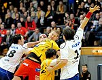 16.12.2011, Krems, Handball, Handball Liga Austria, HLA, UHK Krems, HC Hard<br>FRIEDE Bernd, VIZVARY Kristof, CHALUPA Georg, TANASKOVIC Marko<br><br><br>Copyright DIENER / Zierlinger Karl<br>Marktgasse 3-7 / 4 / 5 / 21<br>A-1090 Wien<br>Telefax +43 1 955 32 35<br>Mobil +43 676 629 98 51<br>BA-CA<br>Bank Nr. 12000<br>Account Nr. 00712 223 783<br>e-mail: agentur@diener.at<br>Datenbank: www.diener.at