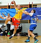 08.10.2011;  Krems;  Handball;  HLA;  UHK Krems - HIT Tirol;<br>SCHMOELZ Johann, RACKAUSKAS Andrius<br><br>Copyright DIENER / Zierlinger Karl<br>Marktgasse 3-7 / 4 / 5 / 21<br>A-1090 Wien<br>Telefax +43 1 955 32 35<br>Mobil +43 676 629 98 51<br>BA-CA<br>Bank Nr. 12000<br>Account Nr. 00712 223 783<br>e-mail: agentur@diener.at<br>Datenbank: www.diener.at