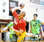 30.12.2011, Krems, Handball, Handball Liga Austria, HLA, UHK Krems, SG Westwien<br>LINT Werner, THURNHER Alexander<br><br><br>Copyright DIENER / Zierlinger Karl<br>Marktgasse 3-7 / 4 / 5 / 21<br>A-1090 Wien<br>Telefax +43 1 955 32 35<br>Mobil +43 676 629 98 51<br>BA-CA<br>Bank Nr. 12000<br>Account Nr. 00712 223 783<br>e-mail: agentur@diener.at<br>Datenbank: www.diener.at