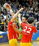 30.12.2011, Krems, Handball, Handball Liga Austria, HLA, UHK Krems, SG Westwien<br>SCHMOELZ Johann, STRAZDAS Augustas, CHALUPA Georg<br><br><br>Copyright DIENER / Zierlinger Karl<br>Marktgasse 3-7 / 4 / 5 / 21<br>A-1090 Wien<br>Telefax +43 1 955 32 35<br>Mobil +43 676 629 98 51<br>BA-CA<br>Bank Nr. 12000<br>Account Nr. 00712 223 783<br>e-mail: agentur@diener.at<br>Datenbank: www.diener.at