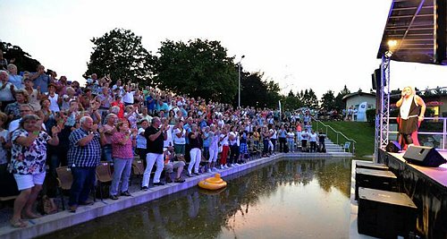 4847_ALFINITO_Zuschauer